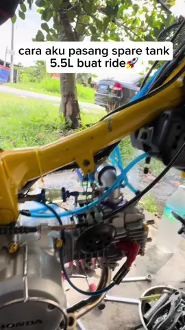 2025 ni yang pelik2 je costum anak muda🤣🤣 #fypage #ex5malaysia #sparetankpetrol #yangkubankuban #pomenkampungmaintiktok🤣🤣🤣 #kuningraja💛 