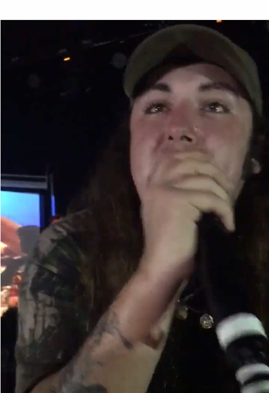 Low key live 10/31/16 Portland OR. 🎥: izzydude122  #sb #grey59 #g59records #fy #foryou #foryoupage #grunge #alt #alternative #emo #piercing #piercings #tattoo #fanpage #aesthetic #horrorcore #emorap #undergroundrap #soundcloud #rubydacherry #scrim #g59family #g59 #greydaytour #scrimmy #yungxrist #xyzbca #fypシ #fyp