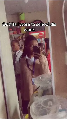 #OutfitsOfTheWeek#outfitinspo #OOTD#coperatebaddie#fypp#foryoupage❤️❤️#nigeriantiktok#100kviews#trinityuniversity 