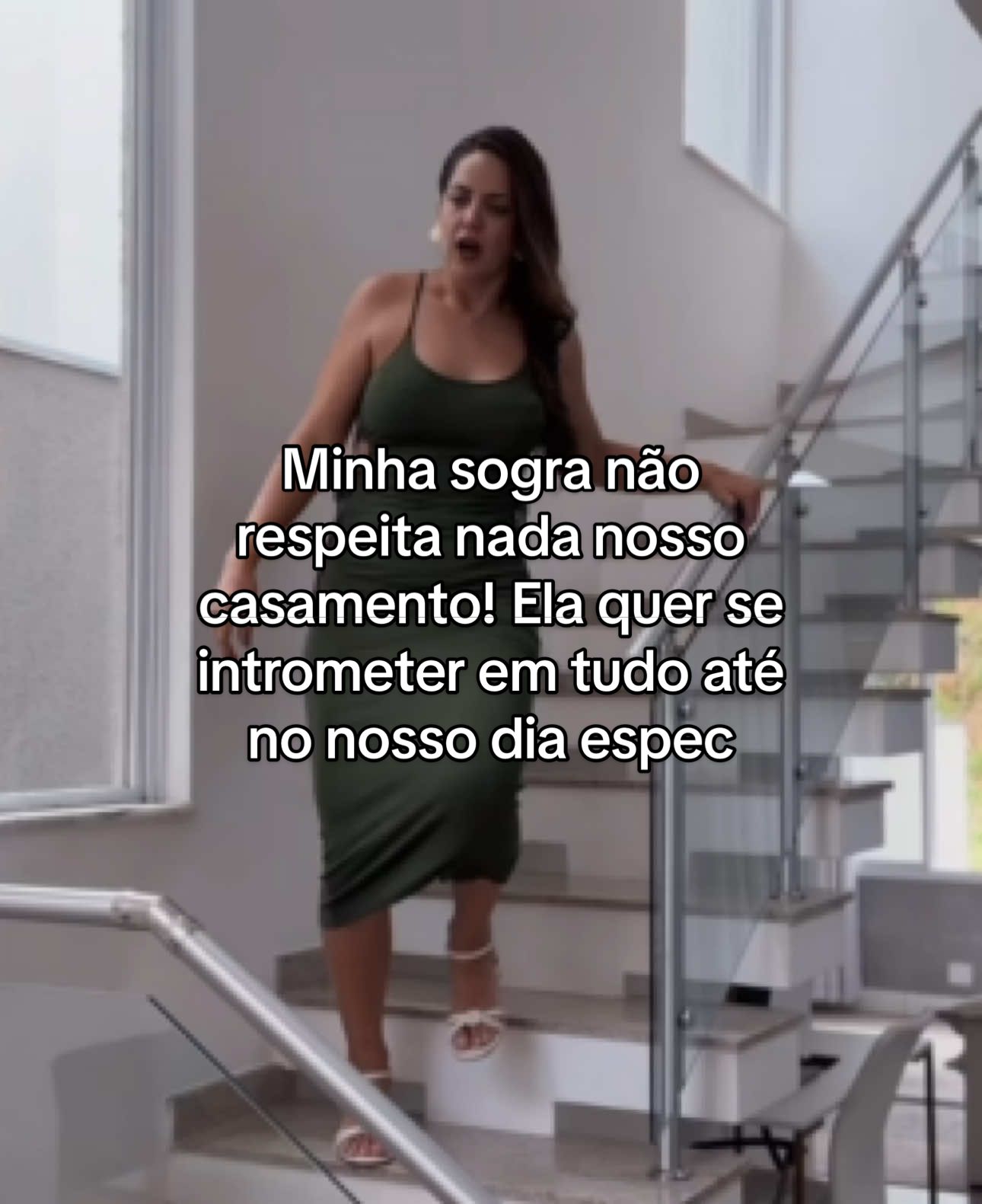 Minha sogra não respeita nada nosso casamento! Ela quer se intrometer em tudo até no nosso dia especial