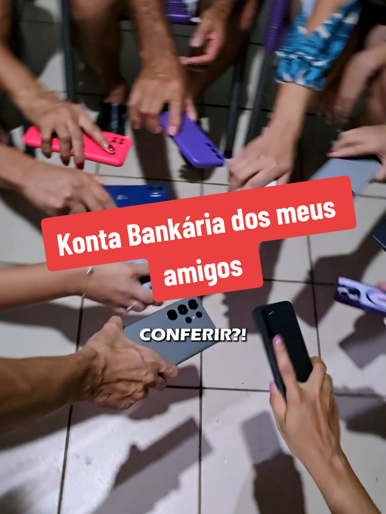 No vídeo de hoje, resolvi fazer uma brincadeira divertida: reunir todos os meus amigos em um único lugar e comecei a perguntar o modelo do celular e, depois, o saldo que tinham na conta. Será que os usuários de iPhone têm mais dinheiro na conta do que os donos de Android? No meu grupo de amigos, havia pessoas com celulares básicos, como o Galaxy M12 e A14, até pessoas com modelos premium, como iPhone 15 Pro Max e Galaxy S23 Ultra. #smartphone #stanleyribeiro #tecnologia 