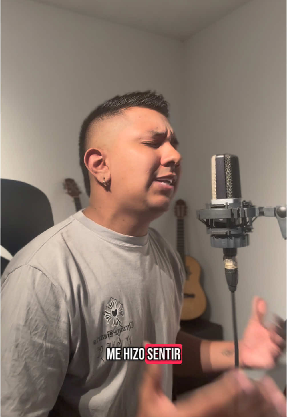 Me hiciste falta pero los primeros dias!! Un nuevo amor, temazo del maestro juan carlos @elandariego.oficial 🔥 #musicapopular #viral #parati #andariego #fyp 