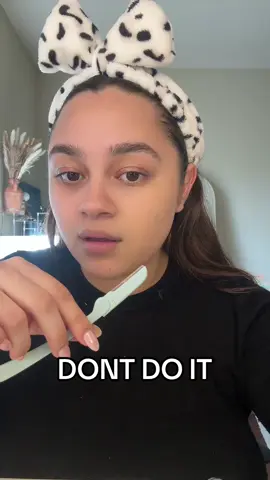 #razor #faceshaving #faceshavingwomen #peachfuzz #psa #tip #beauty #beautytip #yourewelcome 