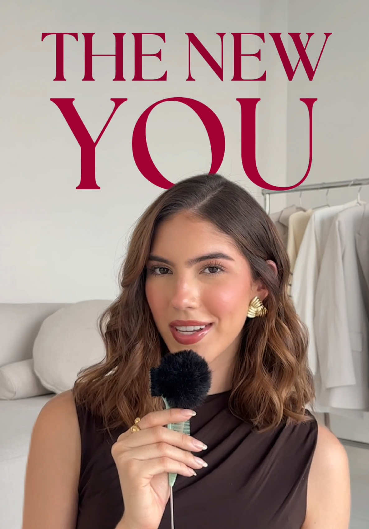 El primero paso de encontrar tu estilo es: el autoconocimiento 🧠 aquí te dejo algunas preguntas que te puedes hacer para empezar a conocerte y definir la imagen quieres proyectar 🌟 #fashiontok #GlowUp #estilopersonal #asesoriadeimagen #stylingtips #outfits #moda #newyearsresolution #propositosdeañonuevo