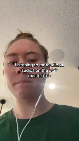 Time to zone out & watch AOT #gym 