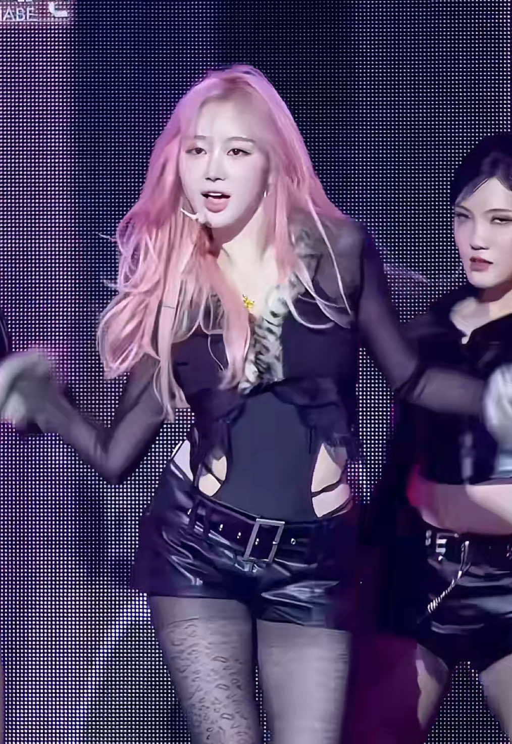 look at how she ate that #aespa #giselle #fancam #toxic 