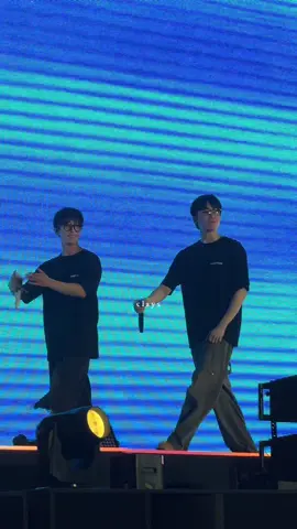 twins 💕 #svtrighthereinbulacan #wonkyeom #seokwoo #wonwoo #dokyeom #seventeen 