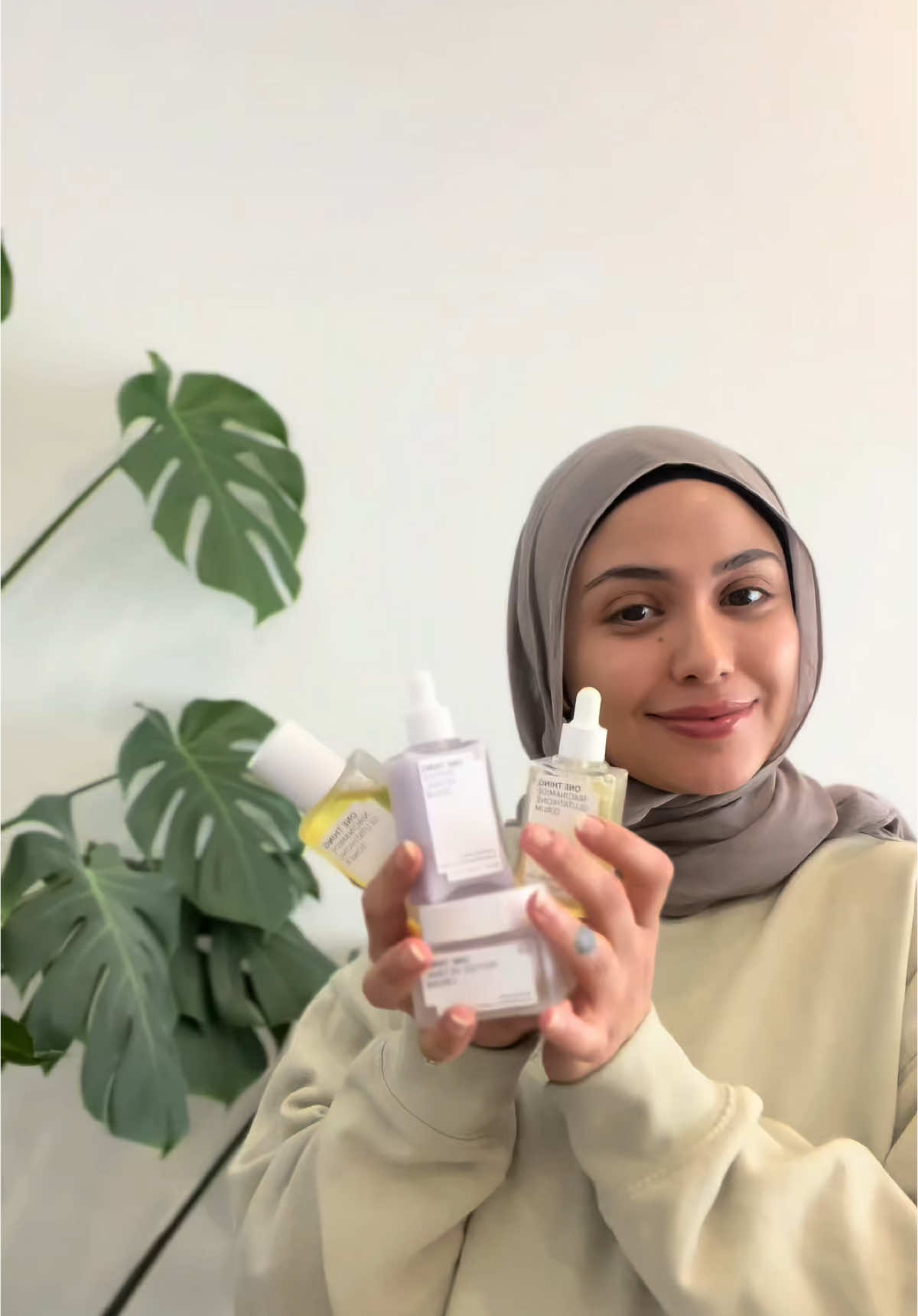 Peptides are my favorite skincare ingredient, and the Peptide Retinal Cream & Serum from @ONE THING do not disappoint! Elastic texture for firm, bouncy skin Targets 5 signs of aging pores, elasticity, wrinkles, skin tone & density Powerful 5 Peptide Complex + Retinal (stronger than retinol but still gentle!) Hypoallergenic & irritation-free for all skin types Available on Amazon! #onething #withONETHING #onethingglobal #elasticserum #slimyserum #peptideretinalserum #slowaging#skincarereview