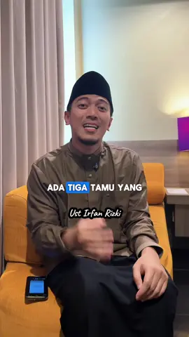 ‘3 TAMU YANG PASTI DATANG’ Dalam hidup ini, ada tiga tamu yang pasti datang meski tak pernah kita undang: 1️⃣ Rezeki – Datangnya tak bisa dipercepat atau diperlambat, tapi pasti tiba. 2️⃣ Takdir – Baik atau buruk, semua sudah ditetapkan oleh Allah. 3️⃣ Kematian – Tak bisa dihindari, hanya soal waktu dan bagaimana kita menghadapinya. Allah berfirman: “Di mana saja kamu berada, kematian akan mendatangimu, sekalipun kamu berada di dalam benteng yang tinggi lagi kokoh…” (QS. An-Nisa: 78) Siapkan diri dengan iman, amal saleh, dan ketakwaan. Sebab dunia hanyalah persinggahan, dan kehidupan yang hakiki ada di akhirat. 🤍✨ ✨ INFO HAJI & UMROH HAASTOUR ✨ 🌍 HAJI FURODA 2025 ✅ Visa resmi haji 🚀 Langsung berangkat tahun ini (2025) 🏕️ Maktab Furoda (Tenda AC) 🏨 Hotel transit ±1 km dekat Jamarat 🏨 Hotel Makkah: Mövenpick ⭐️⭐️⭐️⭐️⭐️ / setaraf 🏨 Hotel Madinah: Aqeeq ⭐️⭐️⭐️⭐️⭐️ / setaraf 💎 Mulai 29.500 USD (Quad) | 31.000 USD (Triple) | 31.500 USD (Double) 🕋 UMROH 2025 💼 Paket Pilihan: • 🌸 Umroh Sakinah: Mulai 33,5 Juta • 🌟 Umroh Mawaddah: Mulai 43,5 Juta • 🌹 Umroh Rahmah: Mulai 56 Juta • 🔑 Umroh Private: By Request • ✅ Umroh Ramadhan: Alhamdulillah Full Seat 📅 Estimasi Keberangkatan 2025: • 🗓️ 26 Februari (Full Seat) • 🗓️ 26 Mei (Haji Furoda) • 🗓️ 21 Juni • 🗓️ 23 Juli • 🗓️ 28 Agustus • 🗓️ 24 September • 🗓️ 22 Oktober • 🗓️ 19 November • 🗓️ 24 Desember 📍 Meeting Point: ✈️ JAKARTA - Bandara Soekarno-Hatta (dari manapun jamaah berada) 📲 Info detail haji dan umroh @HAASTOUR, silakan hubungi nomor di bawah ini ya: 📌 Kak Tri: 0851 1710 7020 📌 Kak Atik: 0851 7998 7020 Follow @haastour & @haasumroh #TamuTakTerundang #SiapkanAkhiratmu #HajiFuroda2025 #Umroh2025 #UIR #UstadzIrfanRizkiHaas