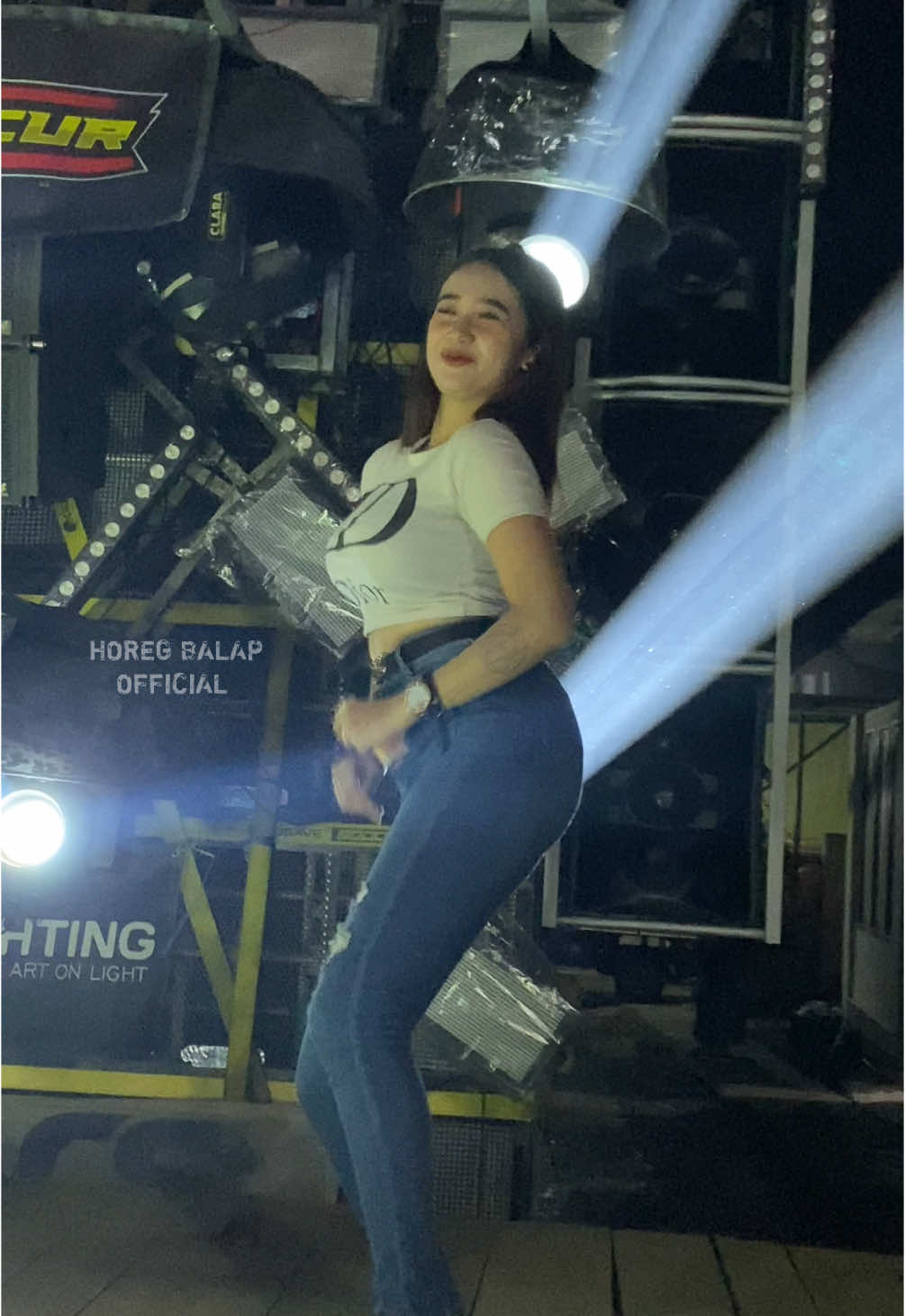 Pesona dek epee @Eveecahayaa_🌸 @pendot #4upageシ #fypシ゚viral #blitar24jam #malang24jam #horegbalap_official #soundsystemmalang #blizzardentertainment #EkspresikanDenganCapCut #bahrululum #karnavalbahrululumngantang #bahrululumkarnaval 