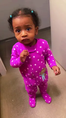 She’s always ready for the Veggie Dance! 😂🥦 🎥 :  @Kheana🎀  🎶 : Veggie Dance | Gracie’s Corner . #graciescorner #veggiedance