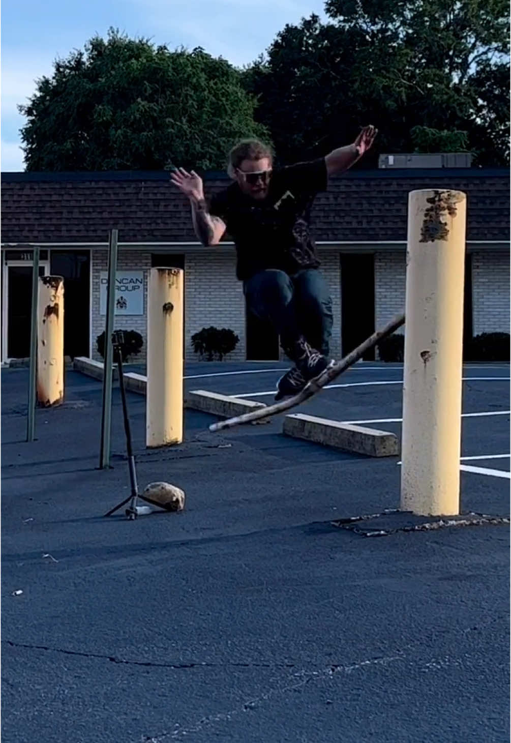 Throw back to this gem 😂 #skate #fyp #foryoupage #fypシ #fail #rollerblading #inlineskating #epicfail #pitvipersunglass #fall #Skateboarding #rollerskating #extremesports 
