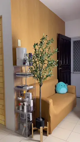 Ang taas nya at sobrang ganda sa personal🪴🫐 #olivetree #artificialplants #artificialplantsdecor #decoration #artificialolivetree #homefinds 
