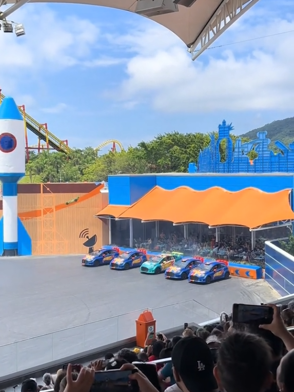 #hotwheels   EPIC SHOW 🔥 #hotwheels #epicshow #drift #drifter #driftlife #car #fyp #fypage #tiktok 