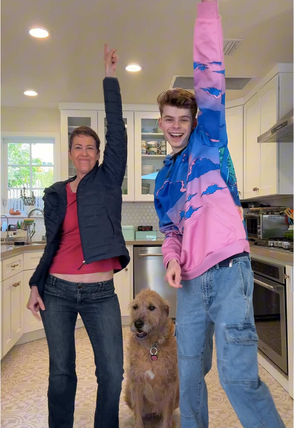 Boogie on down! 🕺 Mom killed it! DC @cyd 