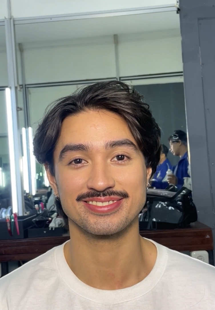 8 easy steps for man’s beauty makeup #fyp #makeupcowok #delsalomo #makeup #makeuptutorial #indonesianidol 