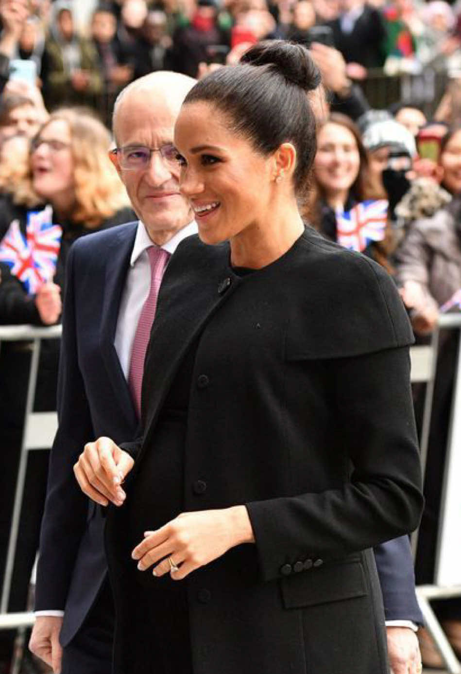Aura here, Aura there Aura Everywhere.✨🖤 The fact that Meghan, the Duchess of Sussex made that family and country great again and all she got in return is racist abuse shows the priorities of the British Royal Family. Meghan don’t need any royal titles for her to know her worth and what she stands for. For as long as she’s married to PRINCE HARRY she will always be a PRINCESS because Harry is a blood prince. #thepeoplesprincess #princeharry #royalwedding #peoplesprincess #duchessofsussex #HarryandMeghan  #viralvideotiktok #royalfamily #meghanmarkle #princeharryandmeghan #foryoupage❤️❤️❤️❤️ #katemiddleton #princewilliam #pfypシ #pfyp❤❤❤️ #pfy #trendingvideo #global #dukeandduchess  #explore #following #viralvideos #viralvideotiktok #pfyyyyyyyyyyyyyyyyyyyyyyyyyyyyyyyy