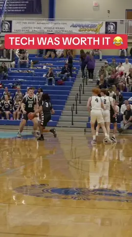 Brutal 😂 @_CameraManCam_  #basketball #dunk #hoops #highschool #schoollife 