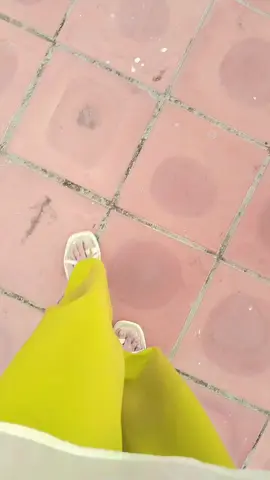 Sandan gót thấp thanh lịch cho nữ nè 🤍✨ #review #kimtuyen03review #kimtuyen03ne #muataitiktokshop #xuhuongtiktok #xuan2025 #tet2025♥ #sandalnu #depnu 