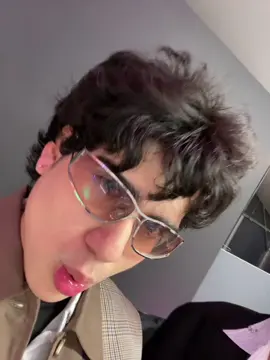 the beatles looking ahh @Sam Shoaf @Kurt Delos Reyes 