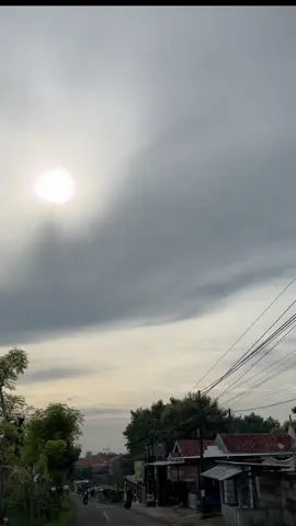 Jhek pangghuk mattt🥹🥀#storymaduraviral #sektormadura #lagumadura #fypp #foryoupage #zxycba #xybca #storyjalanan #lewatberanda #4u 