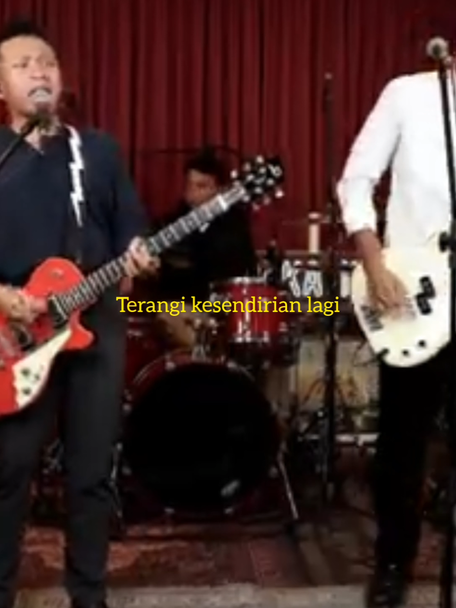 Perunggu - Kalibata, 2012 | SC YT Folkative #fyp #musik #lirikvideo #lirik #liriklagu #live #perunggu #perungguband #kalibata2012 