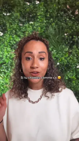 ❗️ ENREGISTRE CE POST pour plus tard 🎤 Pratique avec moi ces 5 EXERCICES d’échauffement ciblés qui vont transformer ton interprétation de :  « All of Me » de John Legend 🎹 en un chant plus profond, expressif, et plein d’émotions ! 🎶✨ Avec ces exercices, tu vas : • ⁠Ajouter plus de profondeur vocale pour captiver davantage ton auditoire  • ⁠Ajouter de l’émotion grâce au vocal fry  • ⁠Jouer avec la voix soufflée pour plus de légèreté  • ⁠Maîtriser le switch vocal pour créer un mouvement vocal qui touche ton auditoire 🎁 Si toi aussi tu souhaites créer des émotions quand tu chantes, je t’offre mon kit du chanteur ! (il est dans ma bio 🤫) Dis-moi ce que tu penses de ton avant/après ! 🫶🏽🎶 #VocalEmotion #ÉchauffementVocal #TechniqueVocale #SwitchVocal #VoixSoufflée #JohnLegend #chant #voix #coursdechant #coachingvocal #cover #singwithme 🎤✨