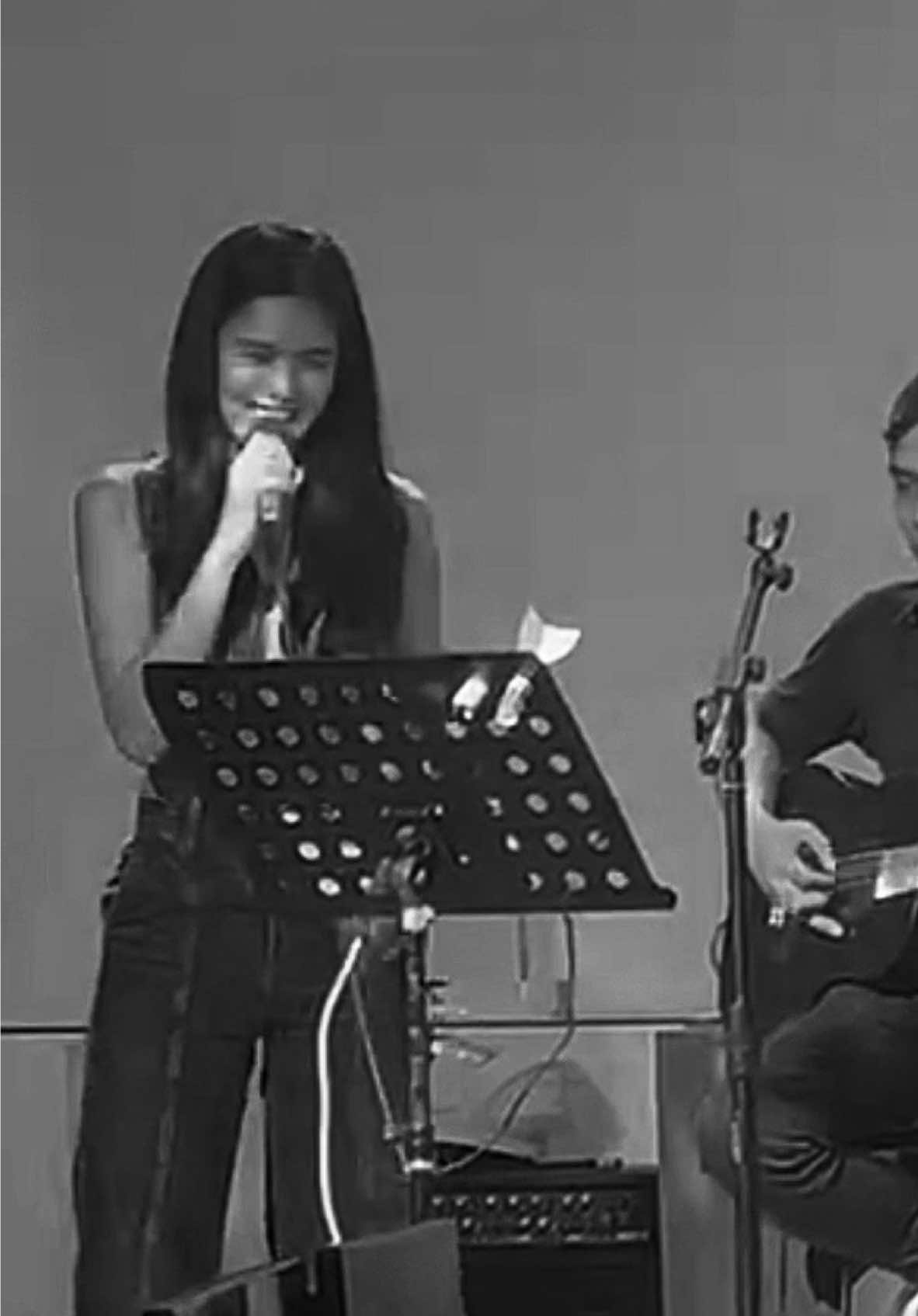 Happy love month! Here's a less HD video when I sang a love song for my friends! 💗😅 