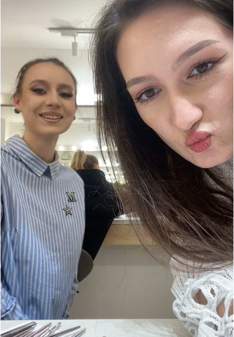 Ig geoocriss.makeup  Let’s make lips together 🫦💄 @Lucyana Buburuzan @Only About Make-up @Cailyn Romania @MaybellineUK  #makeup #beauty #makeupwithme #geoocrissmakeup #makeupartist #suceava #fyp 