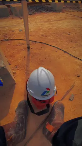 Prioritize occupational safety and health #surveyor #engineering #sipilengginering #sipil #pertaminagas #pertaminaindonesia 