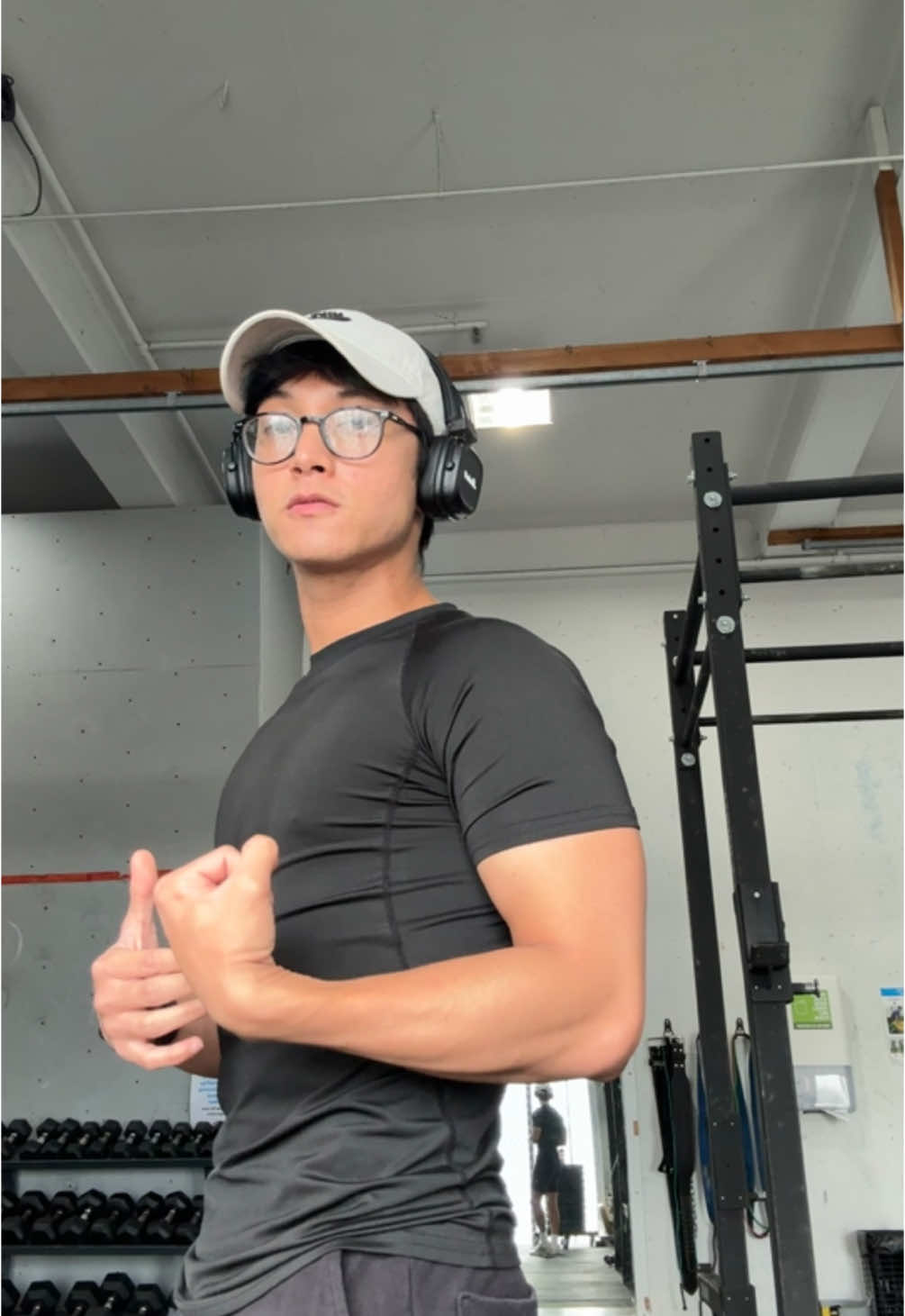 me vs my thoughts sa gym #fyp 