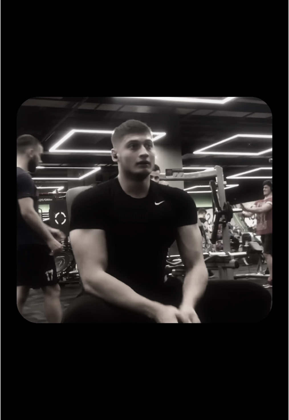 Eskinin tadı farklıydı @gokalaf #emrabasedit #gokalaf #halecabber #testotaylan #gym #macfit #trfitness #artofmass 