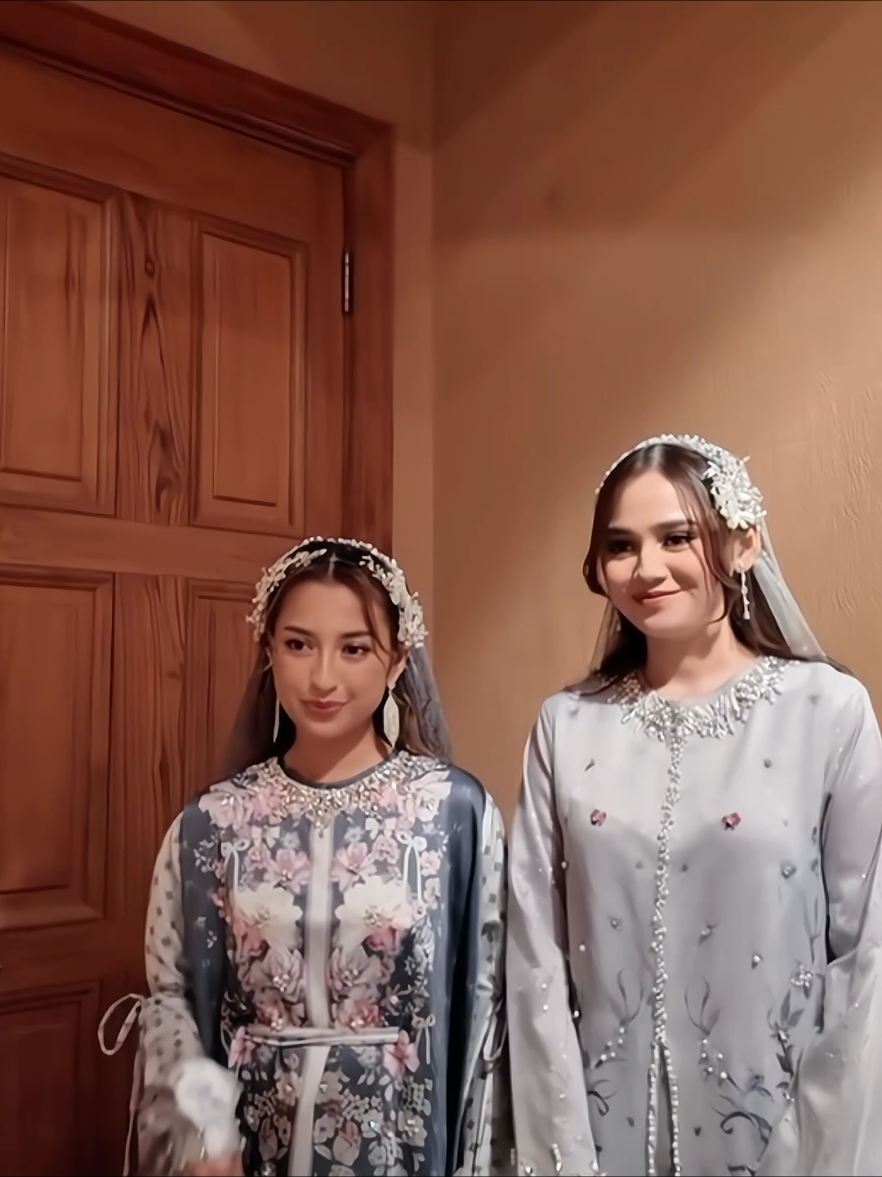 nihh ku editin duluan deh tiktok nya🤪 #syifahadjuuuuuuu #syifahadju #jennifercoppen #mamari #jj #fyp #fypシ 
