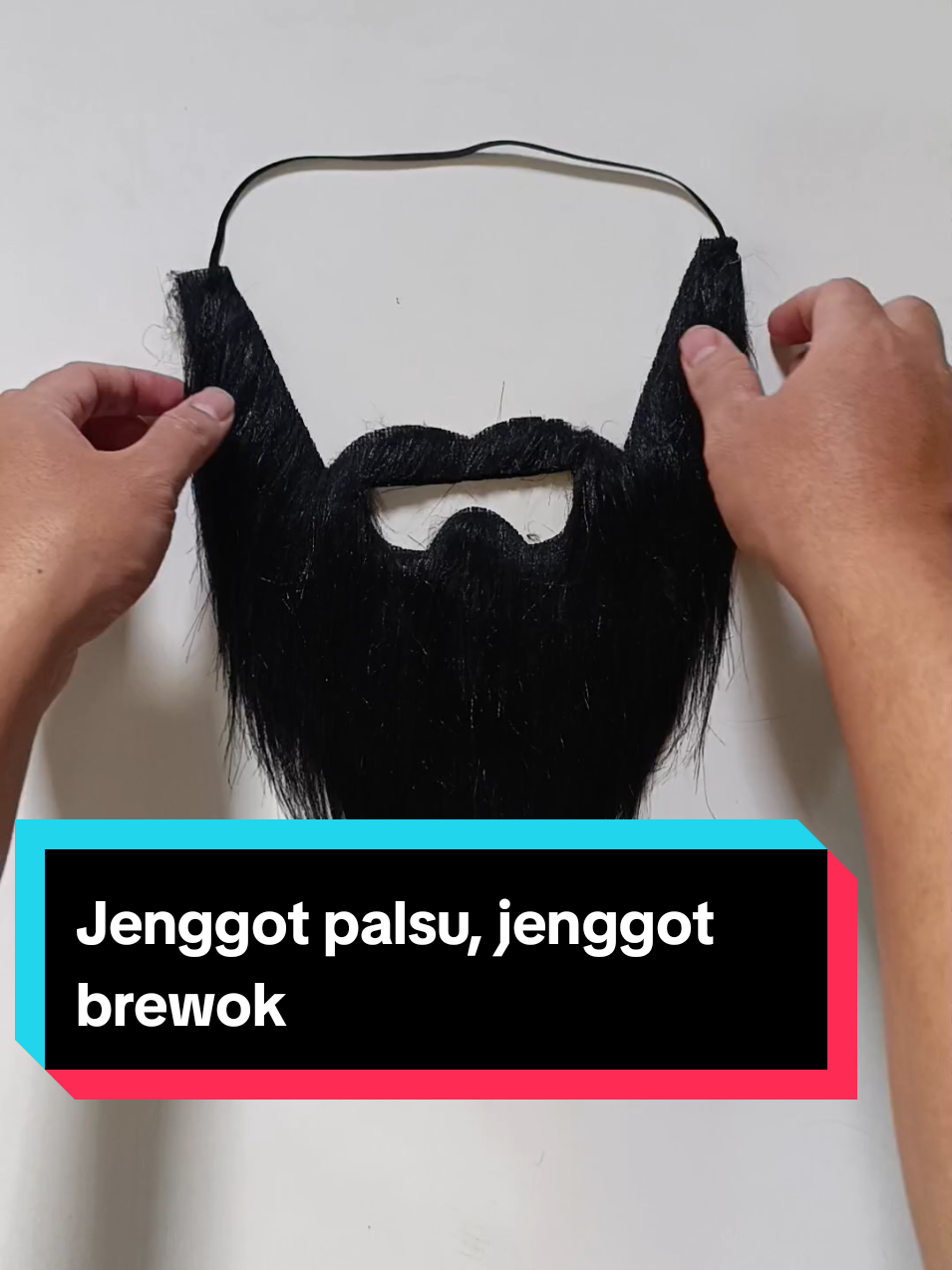 Membalas @aneuk.muda958 ini bang Jenggot palsu, jenggot brewok, kumis palsu #jenggotpalsu #brewok #marketingaffiliates #kumispalsu 
