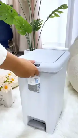 2way opening Garbage bin  200+ Only Ang ganda ng basurahan na to mga mi! Napaka aesthetic #garbagebin  #trashcan  #trashbin  #basurahan  #trashcanwithlid  #trashcanwithcover  #aesthetichomefinds  #aesthetictrashcan  #aesthetic #tiktokfinds #TikTokShop  #fyp 
