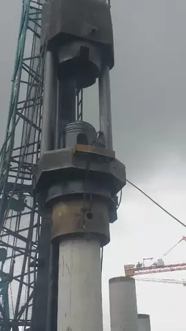 PILE DRIVING DIESEL HAMER 85 #SPUNPILE #DIESELHANER #rizkyaulia97 