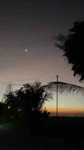 take me back to the night we met #aesthetic #moon #vibes 