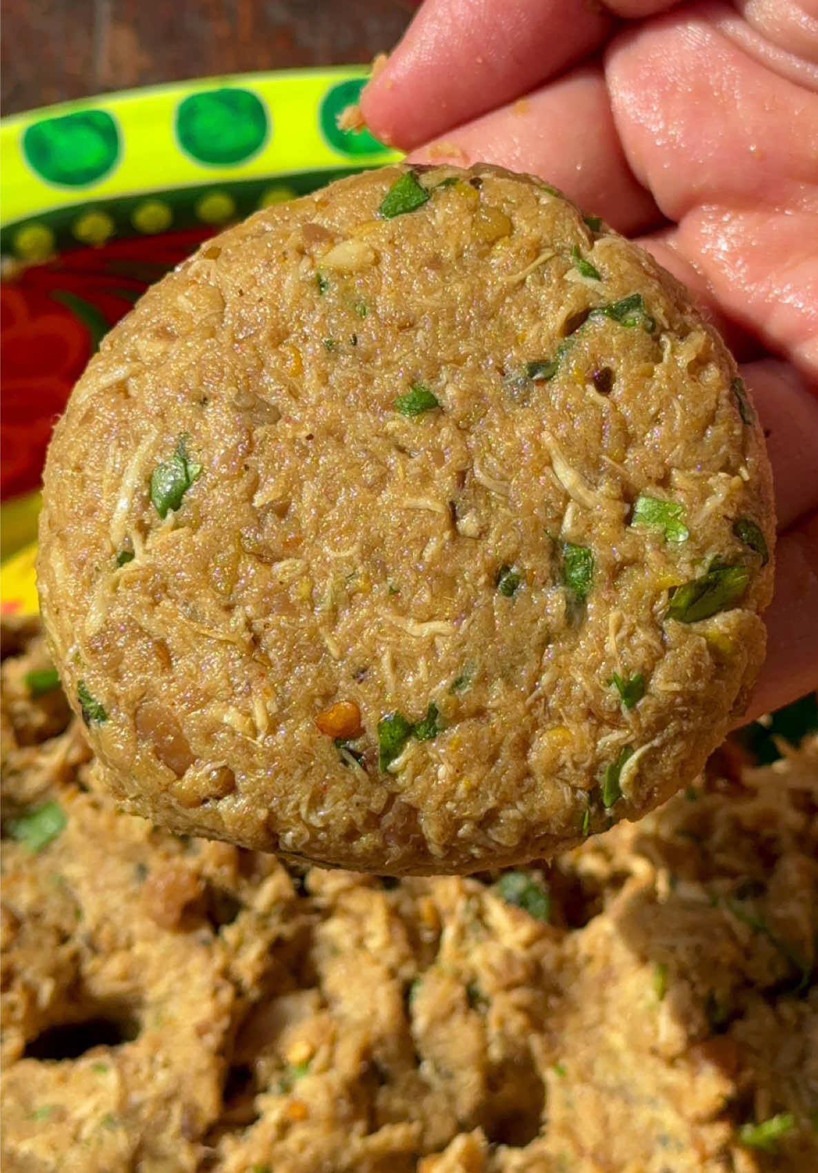 Chicken Shami kabab🔥(please  follow my second Account @sarakhansarakhan5791 for behind the scenes) (Please do Subscribe my YouTube Channel) #cooking #Recipe  #recipes #foryoupage❤️❤️ #fypシ゚viral #outdoorcooking #fry #foryo #TikTokFood #chutney #Food #chicken #foryoupage❤️❤️ #outdoorcooking 