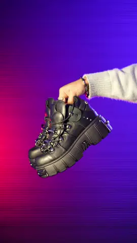 New Rock boots 🇳🇵#thapacollection_official #newrockboots #newrockshoes #newrockshoesnepal #newrockbootsnepal #TikTokShop #tendencias #onlineshopping #fashiontiktok #TikTokFashion #style  