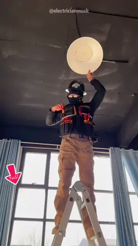 Super awesome tool vest#tool #homediy #bluecollar #sparky #electricianlife #toolvest 