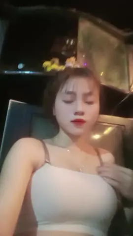 Ko yêu thì thoy chử giả vờ làm gì 😂...!