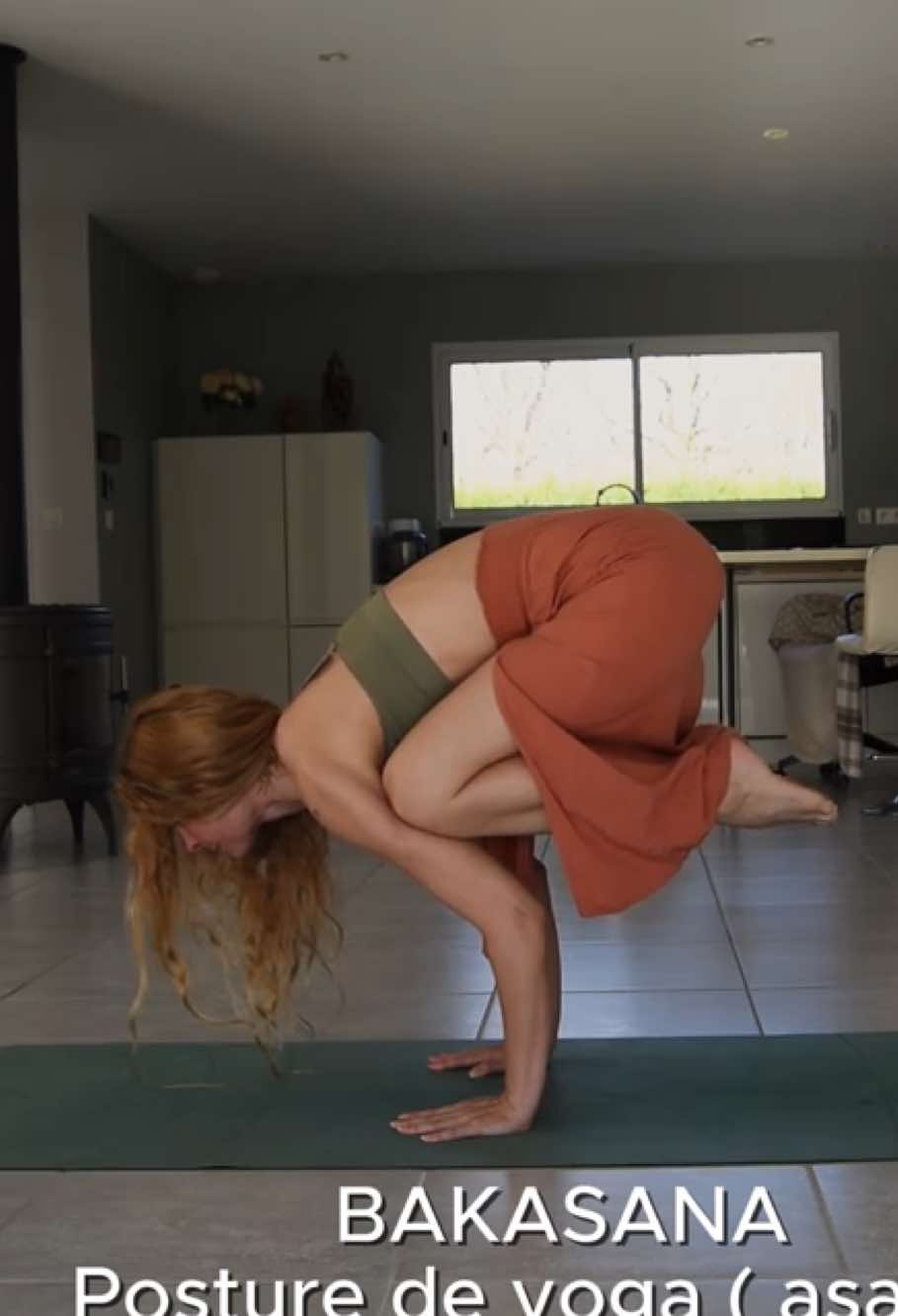 Cours de Yoga en ligne 🙏🏼☀️🤸🏼‍♀️ #yoga #asana #bakasana #flexibility #souplesse #sport #Fitness 