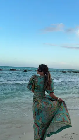 DRESS OF MY DREAMS!!! #weddingguestdress #tropicalwedding #alémais #alemaisdress 