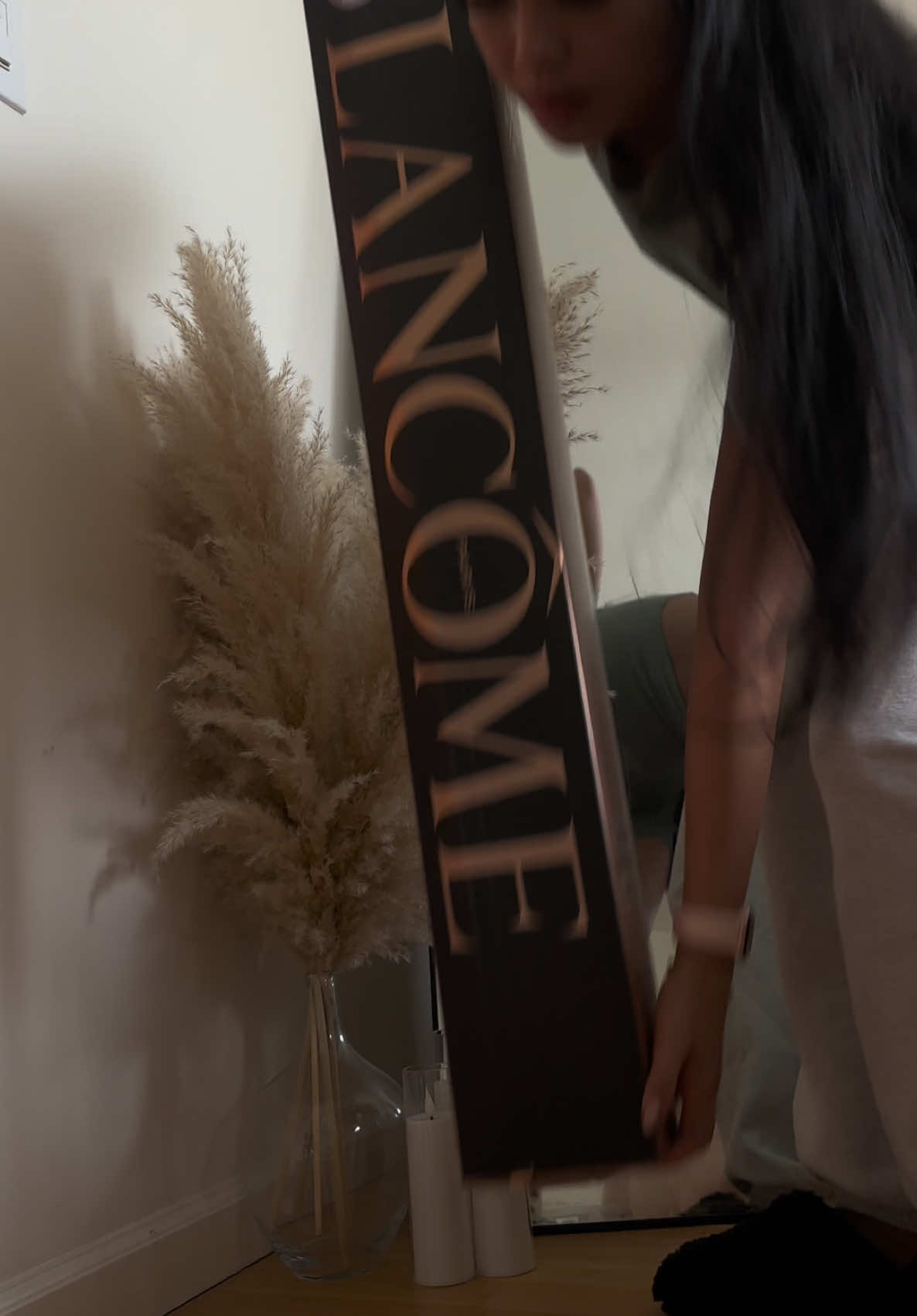 Every content girlie needs this ✨ | @Lancôme  . . . #lancome #giftedbylancome #lancomemascara #lancomepr #pr #prunboxing #prunboxinghaul #makeuppr #makeupreview #unboxingvideo #unboxinghaul #unboxing 