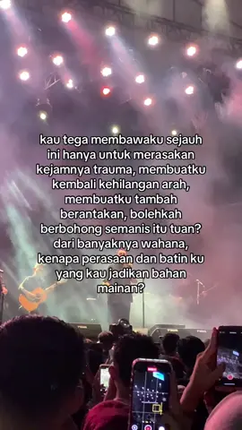 semoga sakit hatiku tidak mempersulit jalanmu untuk bahagia ya🙂