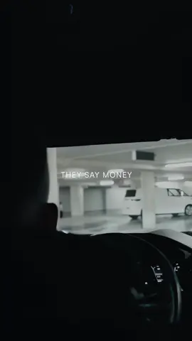 'Money doesn't buy happiness' 🤣