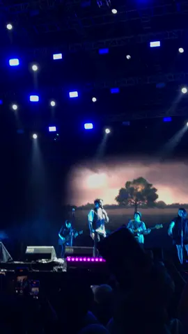 ooouuwwoouu yang gaada di spotify @Hindia #hindia 