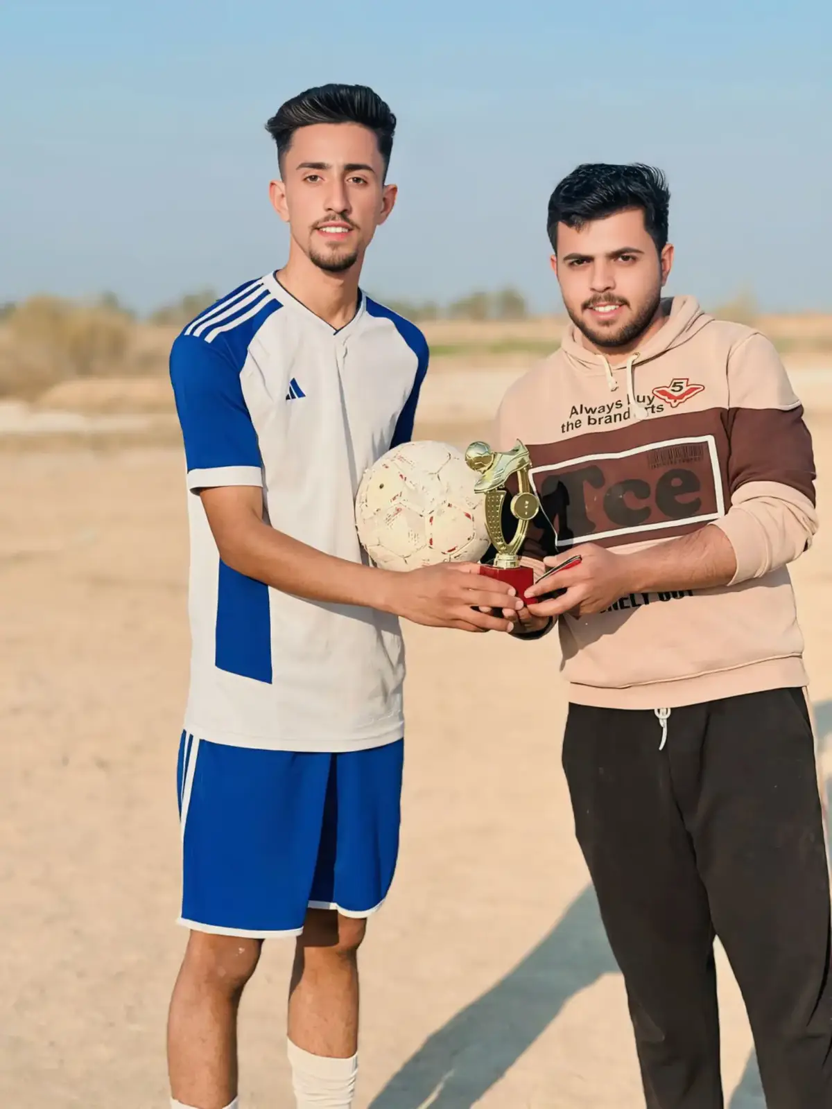 اعدك في يوم من الايام ستبحث عن شيء يشبهني ولو قليلا 🪄🍃 #كره_القدم_قصه_عشق_لاينتهي🤩 #مشاهير_تيك_توك #الشعب_الصيني_ماله_حل😂😂 #العراق  #كره_القدم 