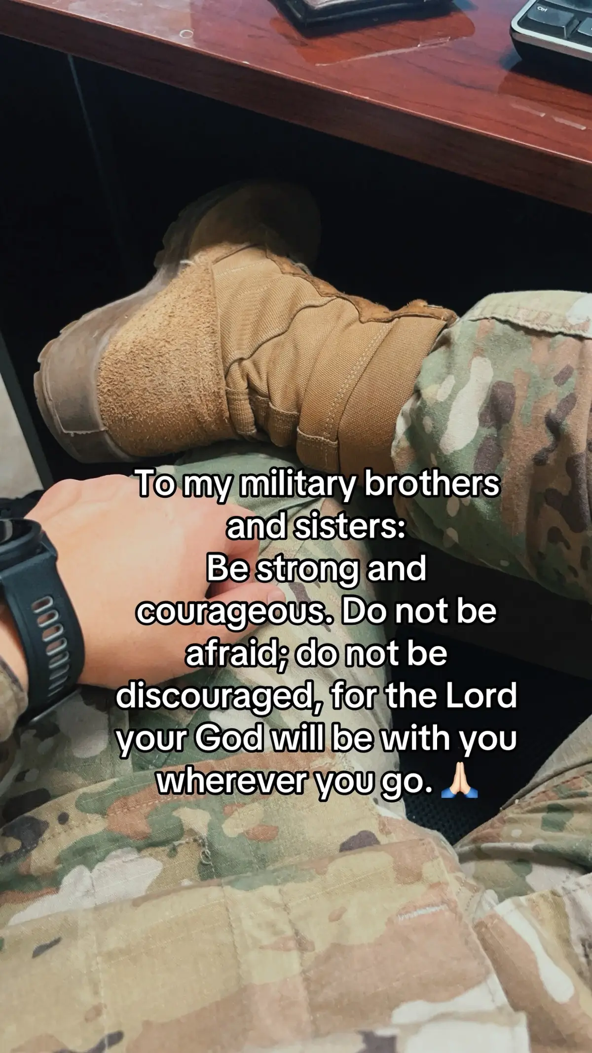 When life gives you a hundred reasons to cry, show life that you have a thousand reasons to smile🙏🏻  #yougotthis #soilders #airforce #army #marines #navy #military #life #God #loves #you #staystrong #fight #becourageous #peaceandlove #christiantiktok #militok #bible #verse #fyp #militarytiktok #foryoupage 