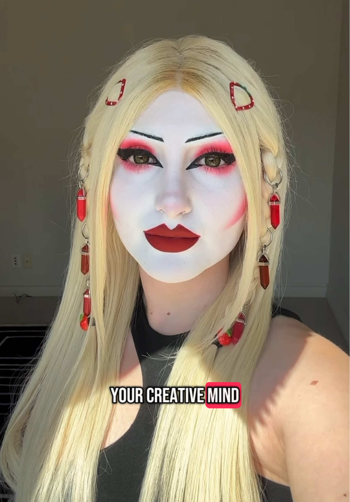 Our Sunset Makeup Clown Bundle 👻 #creativemakeup #sfxmakeup #clownmakeup #clownmakeuplook #clownmakeuptutorial #gothmakeup #gothmakeuptutorial #cosplaymakeup 